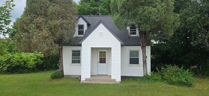 Building Photo - Charming Home in the Heart of OMP Wine Country