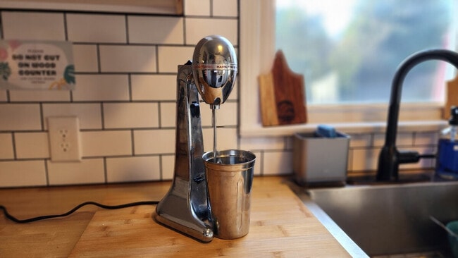 Building Photo - 11315 Roosevelt Way NE