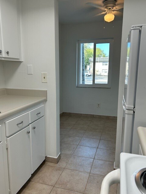 Building Photo - 411 S Nimbus Ave