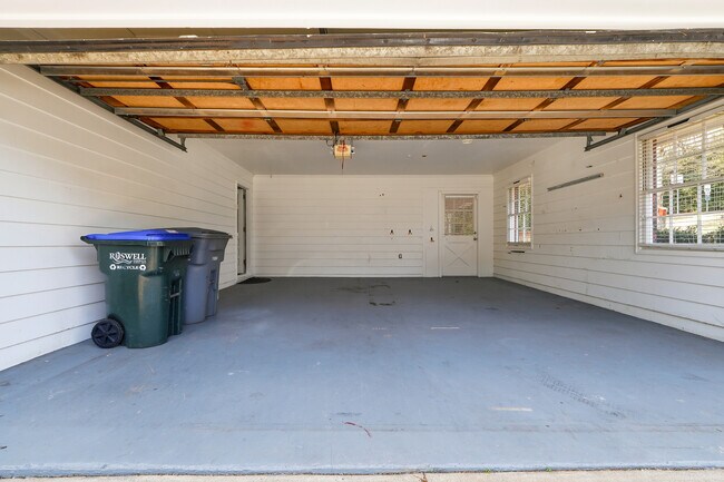 Building Photo - 520 Willeo Rd