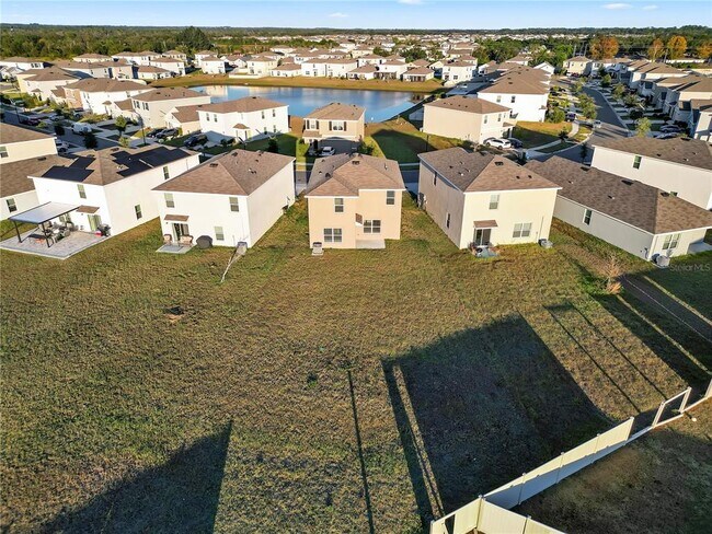 Building Photo - 16645 Mosaic Oar Dr