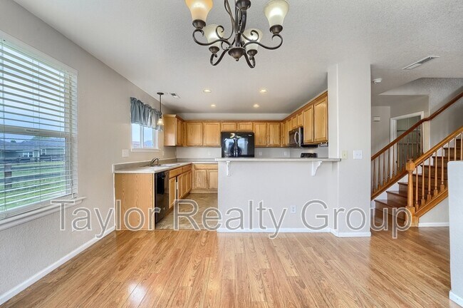 Building Photo - 851 Ponderosa Ln