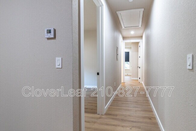 Building Photo - 414 Montana St