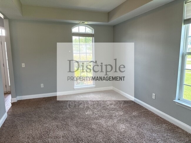 Building Photo - 387 O'Hara Dr