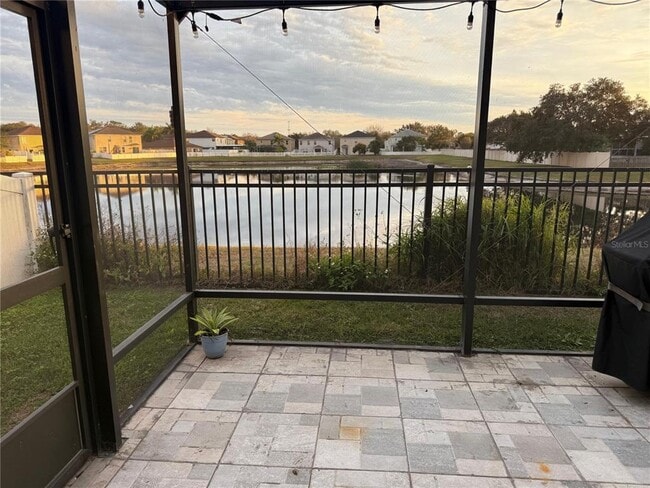 Building Photo - 10428 Laguna Plains Dr