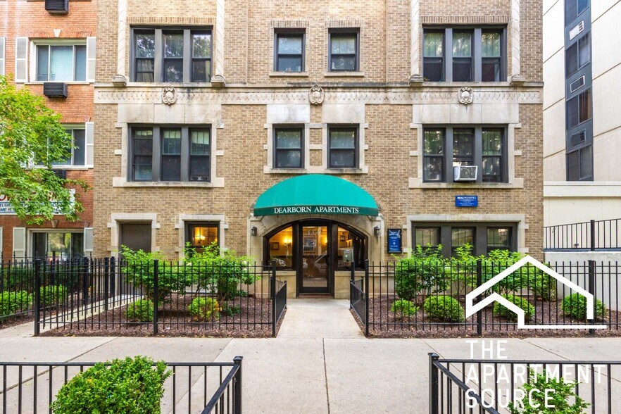 Building Photo - 1350 N Dearborn St