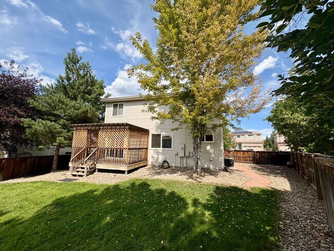 Building Photo - Highlands Ranch 3bed, 3.5 bath