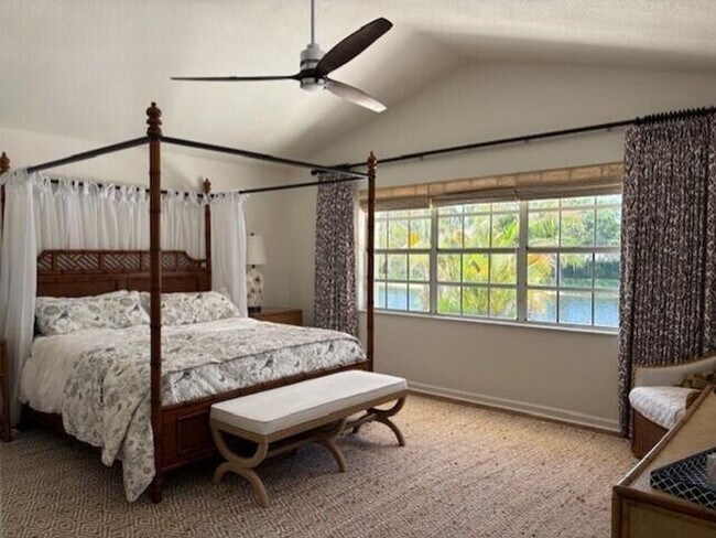 Building Photo - 9230 Heathridge Dr