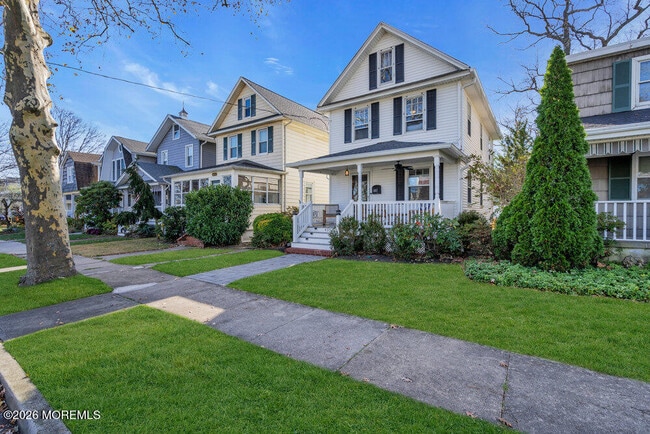 Building Photo - 435 Norwood Ave