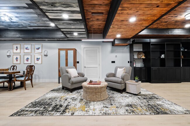 Building Photo - 11 Grey Oak