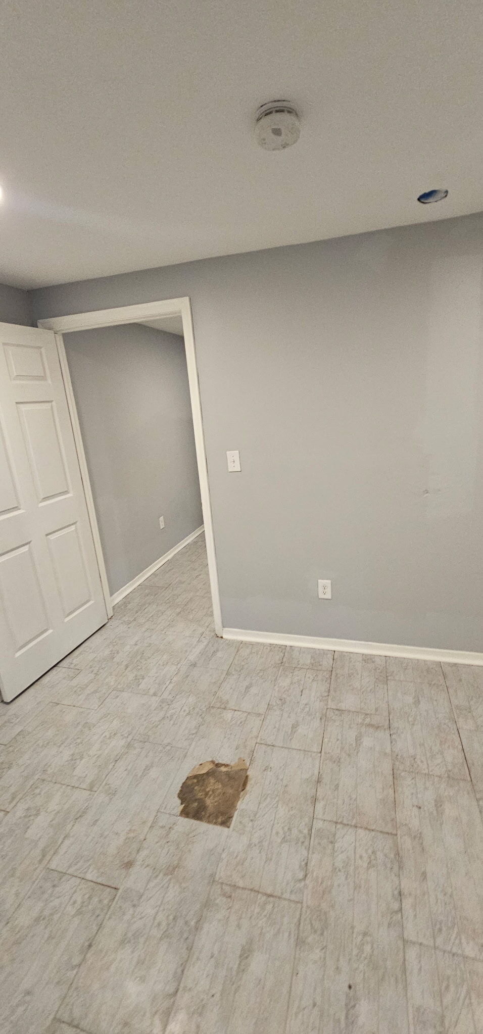 Building Photo - 132 Chesterfield Ave