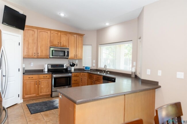 Building Photo - 3008 Fred Daugherty Dr