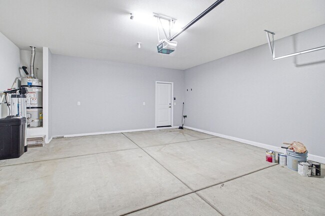 Building Photo - Spacious Southwest Las Vegas Home with Large Loft & Expansive Backyard