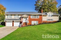 Building Photo - 222 Vandyke St