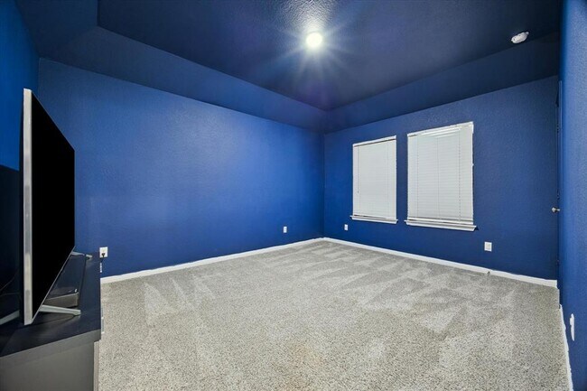 Building Photo - 209 Crimson Rose Ct