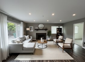 Building Photo - 334 Cedar Rd