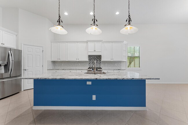 Building Photo - 4615 Siena Cir