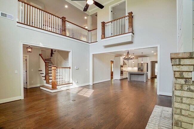 Building Photo - 4790 McGill Ct