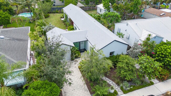 Building Photo - 1019 N K St