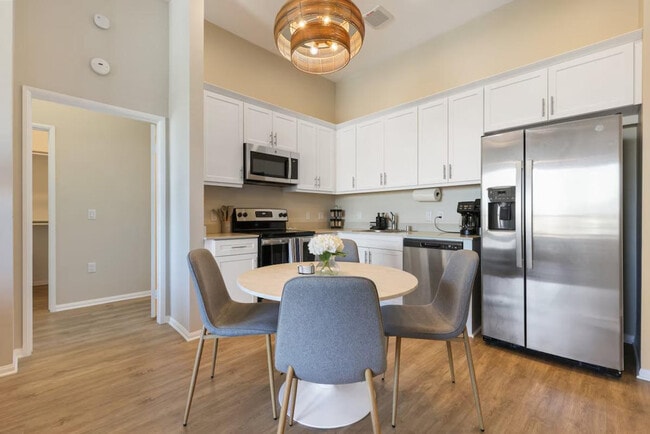 Building Photo - 4355 Ohio St