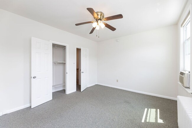 Building Photo - Cozy 3 Bed near metro!  Apply today for sa...