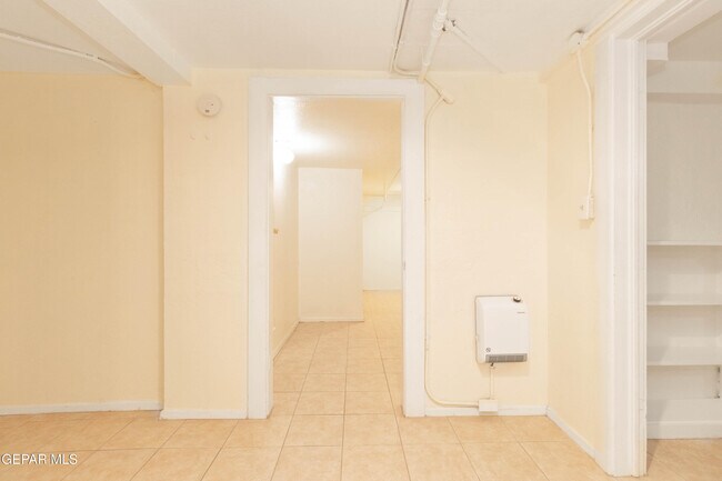 Building Photo - 1309 E Rio Grande Ave