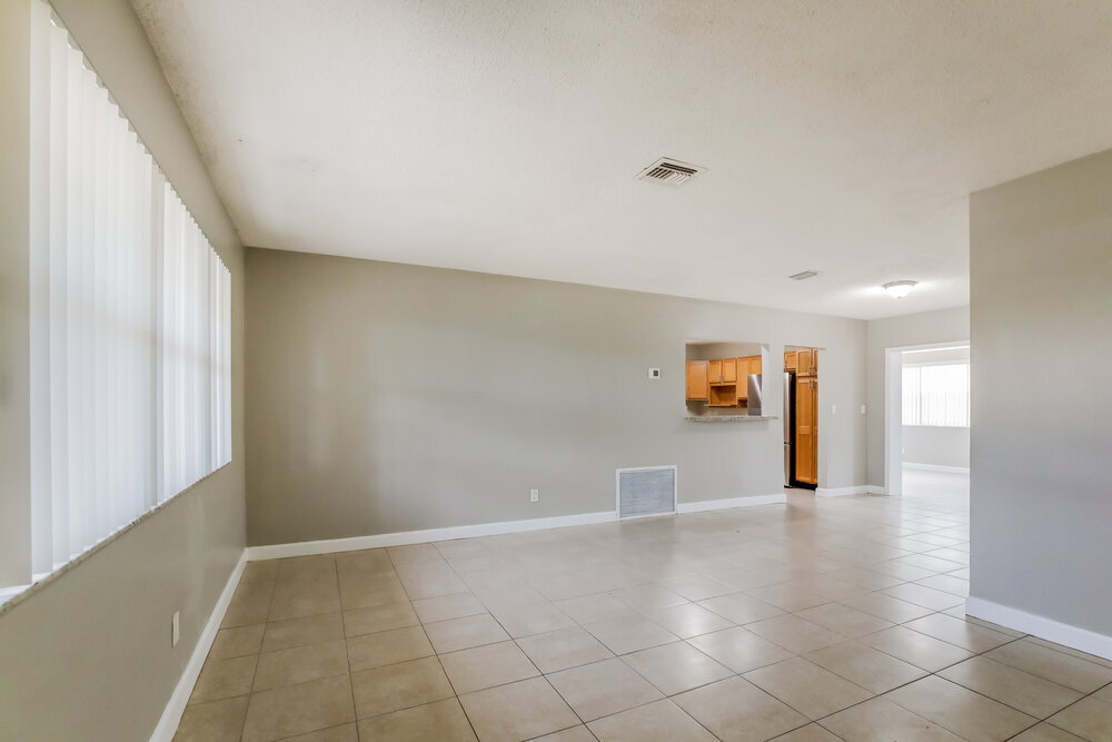 Building Photo - 141 NW 76th Terrace