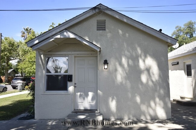 Building Photo - 751 5th St