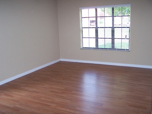 Building Photo - 10176 Squire Meadows Dr