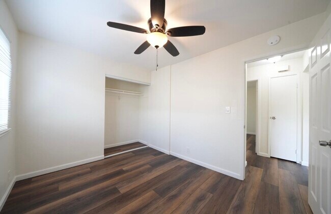 Building Photo - 100 Carolina St