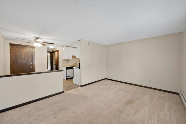 Building Photo - Decisions made easy when it comes to choos...