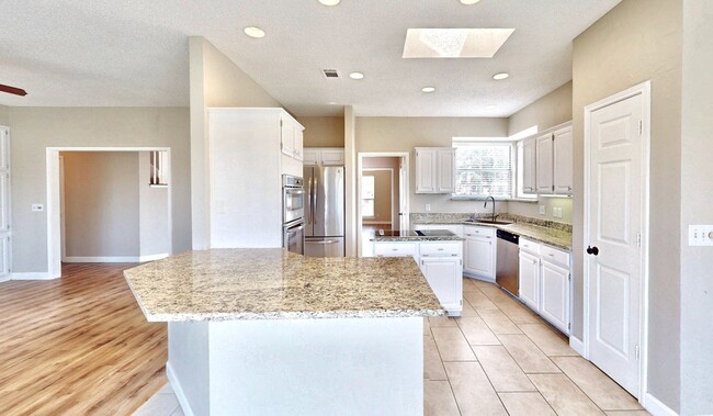 Building Photo - 9901 Miller Pl