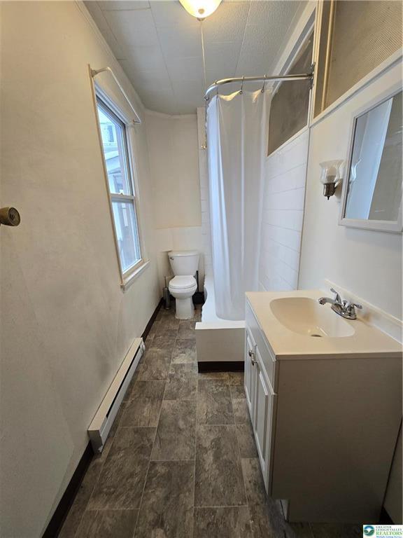 Building Photo - 836 Wyandotte St