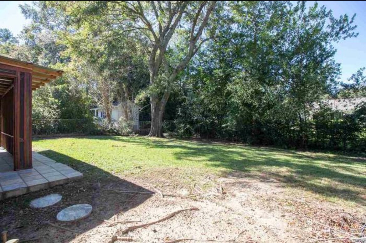 Building Photo - 1136 Carissa Dr