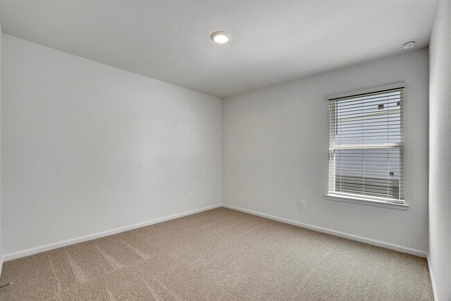 Building Photo - 1718 San Jacinto Dr