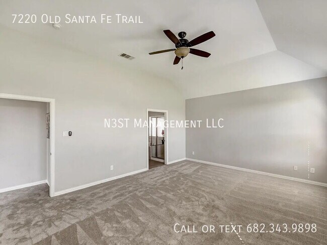 Building Photo - 7220 Old Santa Fe Trail
