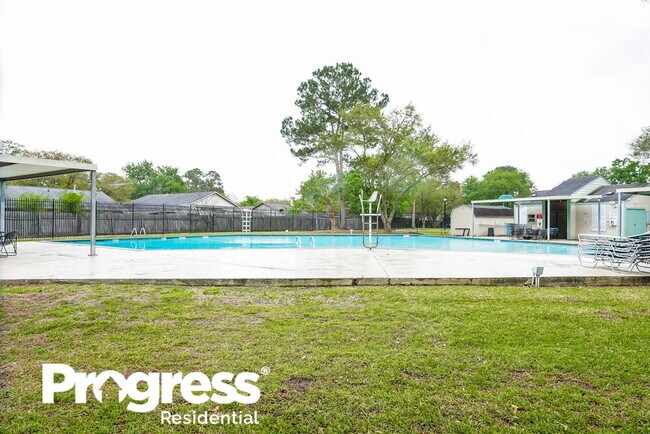 Building Photo - 20235 Timber Forest Dr