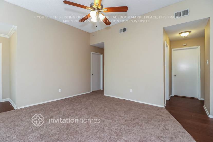 Building Photo - 313 Sunnyview Dr