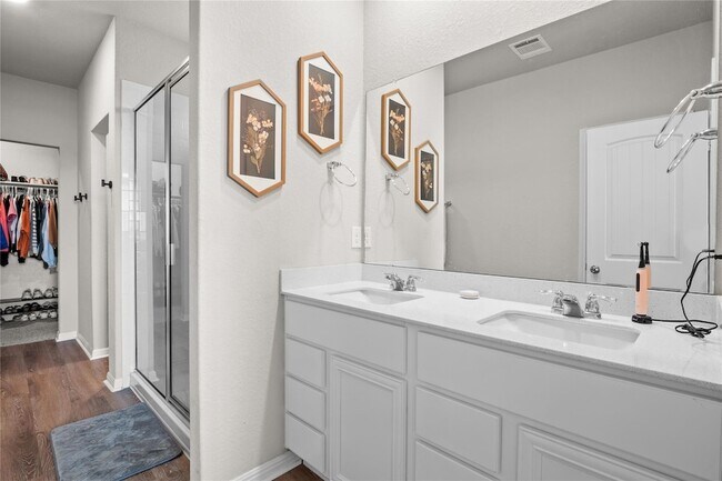 Building Photo - 509 Otto Ave