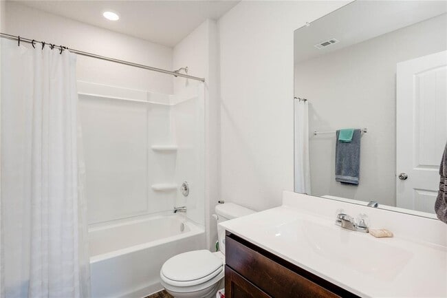 Building Photo - 216 Skipping Stone Ln