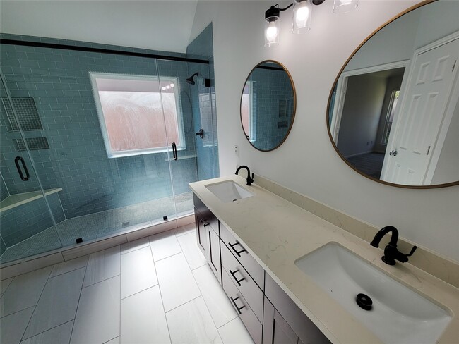 Building Photo - 8402 Major Blizzard Dr