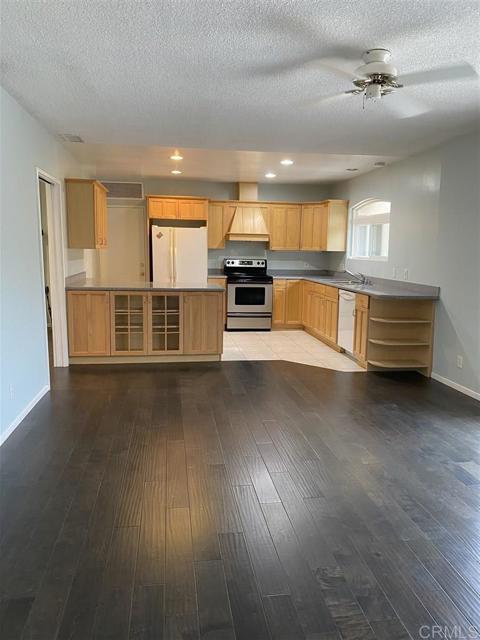 Building Photo - 526 Seabright Ln