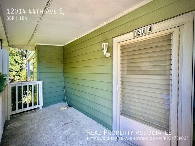 Building Photo - 12014 44th Ave S