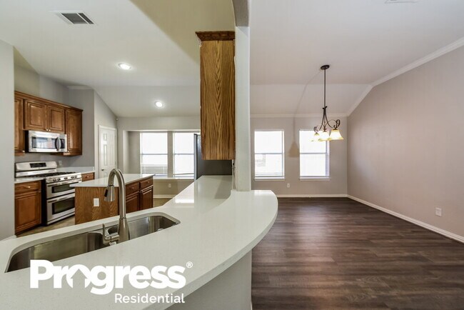 Building Photo - 4845 Bridal Path