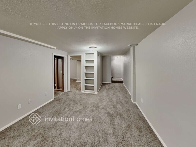 Building Photo - 18516 W 59th Dr