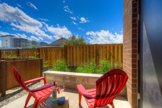 Building Photo - 2210 Remington Way