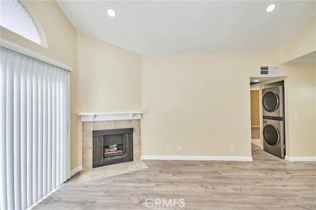 Building Photo - 22729 Lakeway Dr