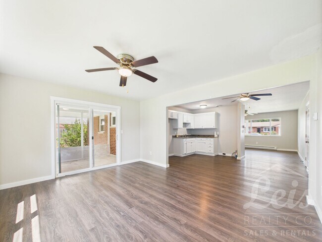 Building Photo - 1473 Skylark Dr