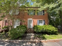 Building Photo - 5224 King's Wood Ln