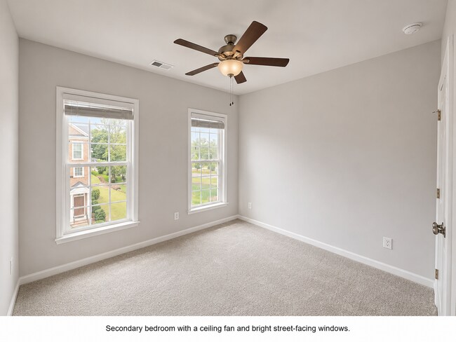 Building Photo - Like-New 3BR/3.5BA End-Unit Townhome in Buford – Near Suwanee Town Center and Mall of Georgia